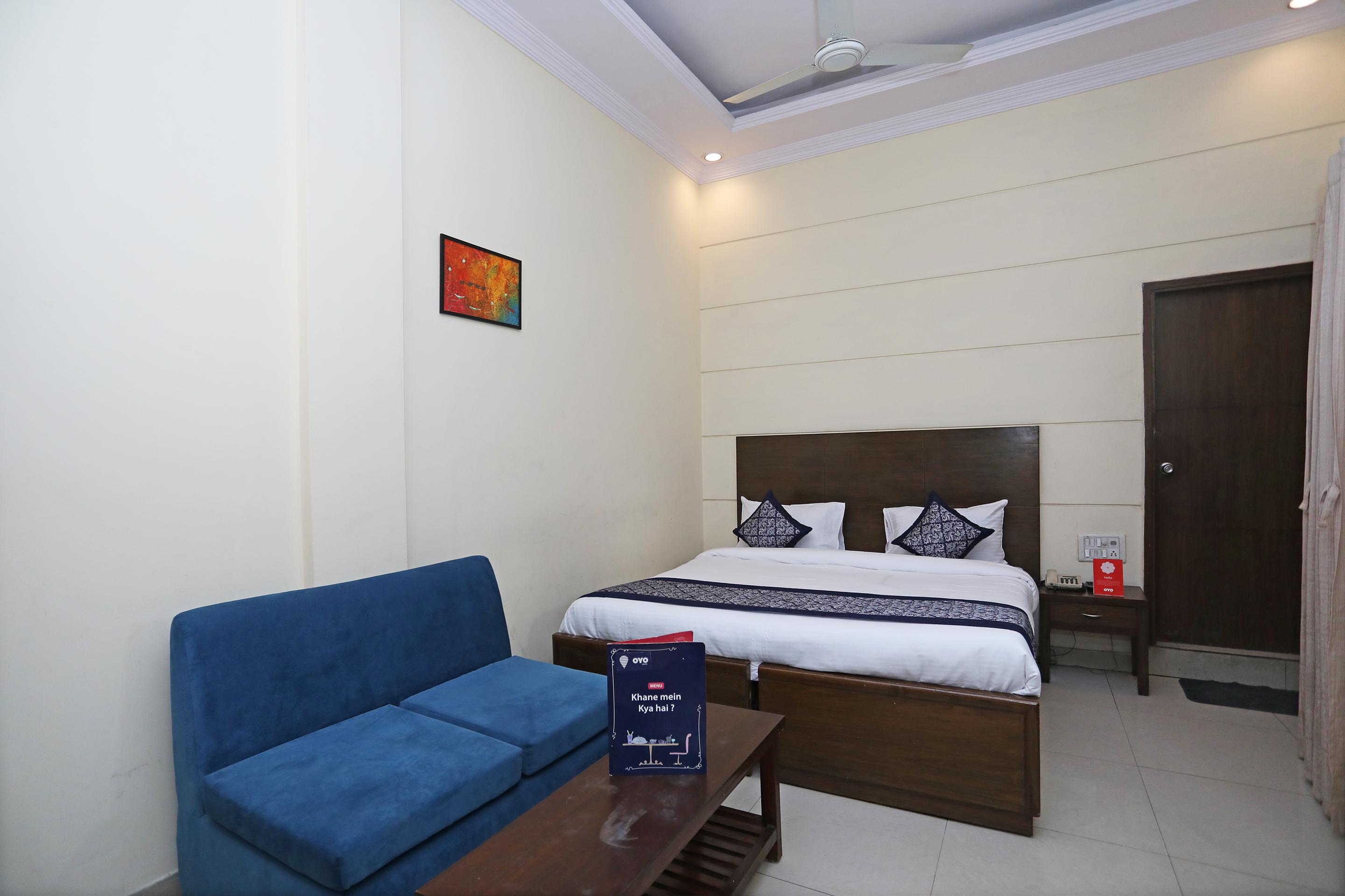Capital O 10750 Hotel Vivek Neu-Delhi Exterior foto