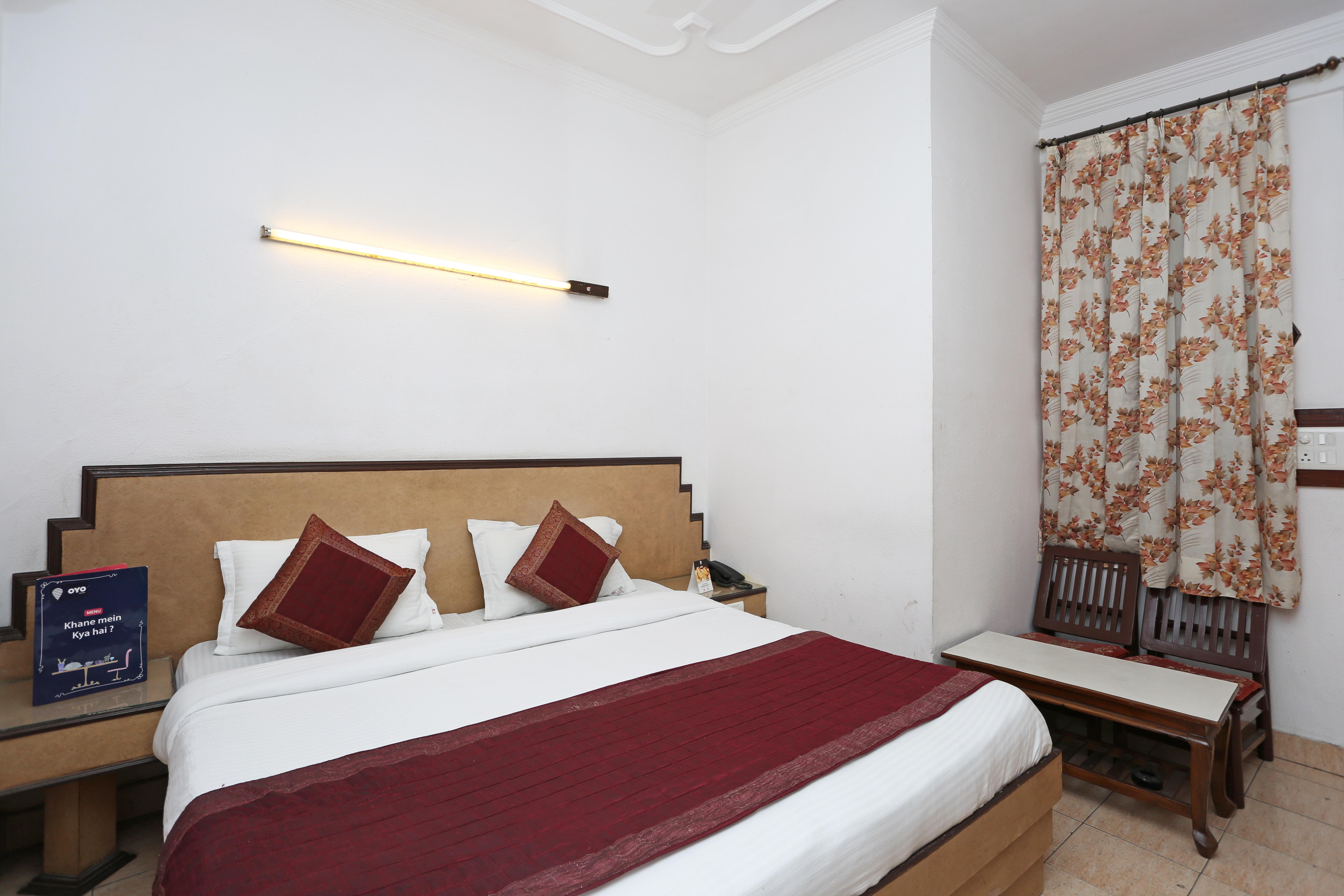 Capital O 10750 Hotel Vivek Neu-Delhi Exterior foto