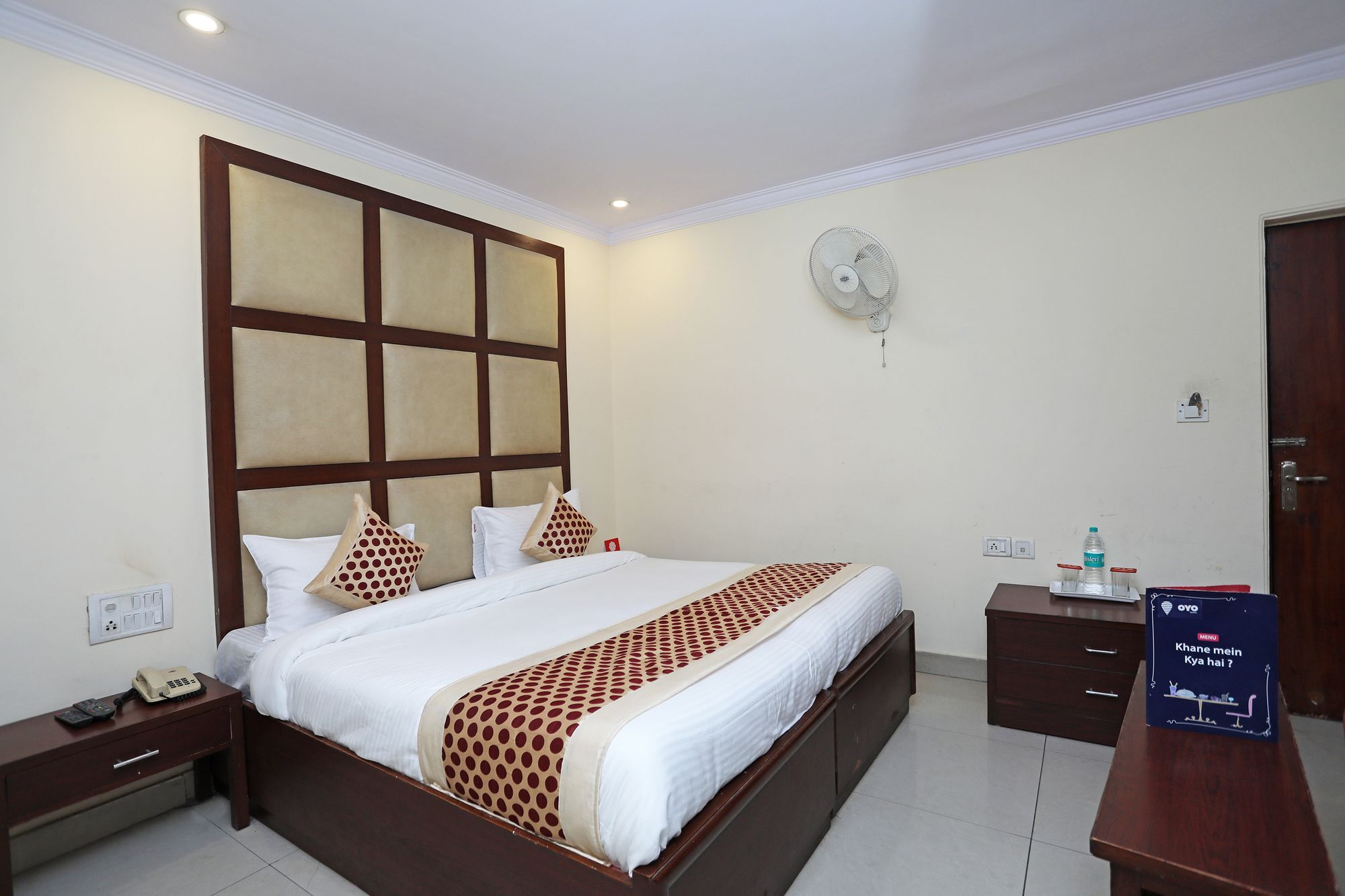 Capital O 10750 Hotel Vivek Neu-Delhi Exterior foto
